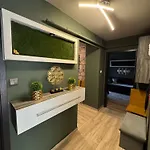 Mox Downtown شقة ديبريتْسين