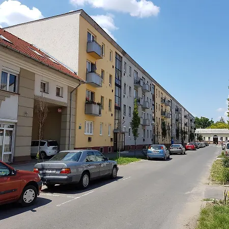 Апартаменты Mox Downtown